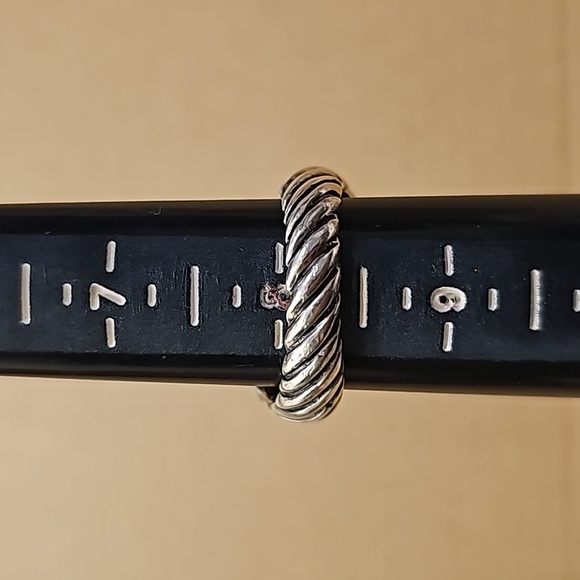 Silver And White Cubic Zirconia Twisted Pattern Ring - Picture 8 of 11